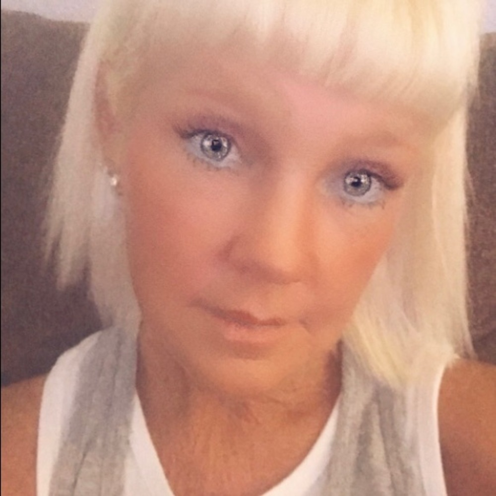 Meet your Posher, Alli